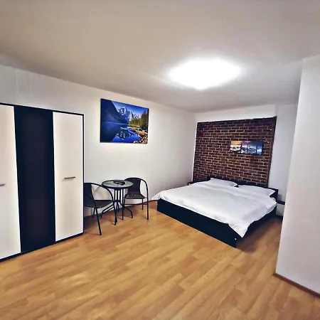 In Regim Hotelier Дерев'яний котедж