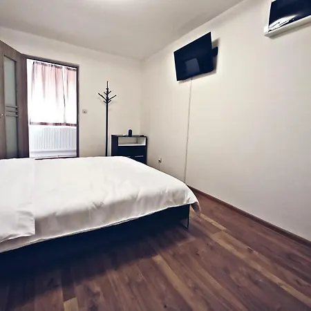 In Regim Hotelier Alojamento de Turismo Selvagem Braşov