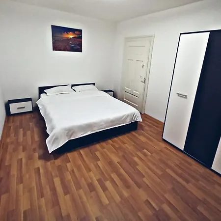 In Regim Hotelier Alojamento de Turismo Selvagem Braşov