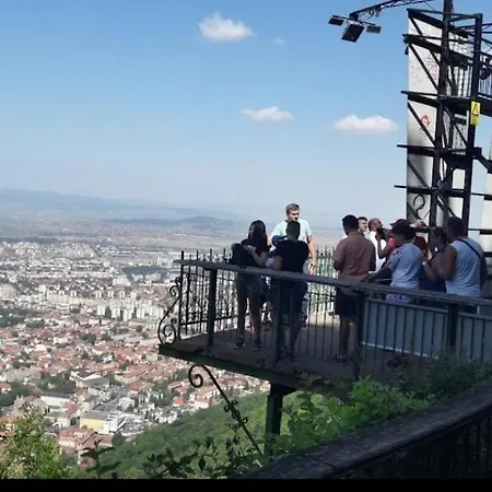 Дерев'яний котедж In Regim Hotelier Брашов