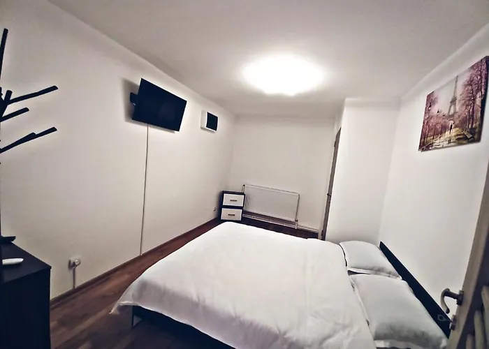 Дерев'яний котедж In Regim Hotelier